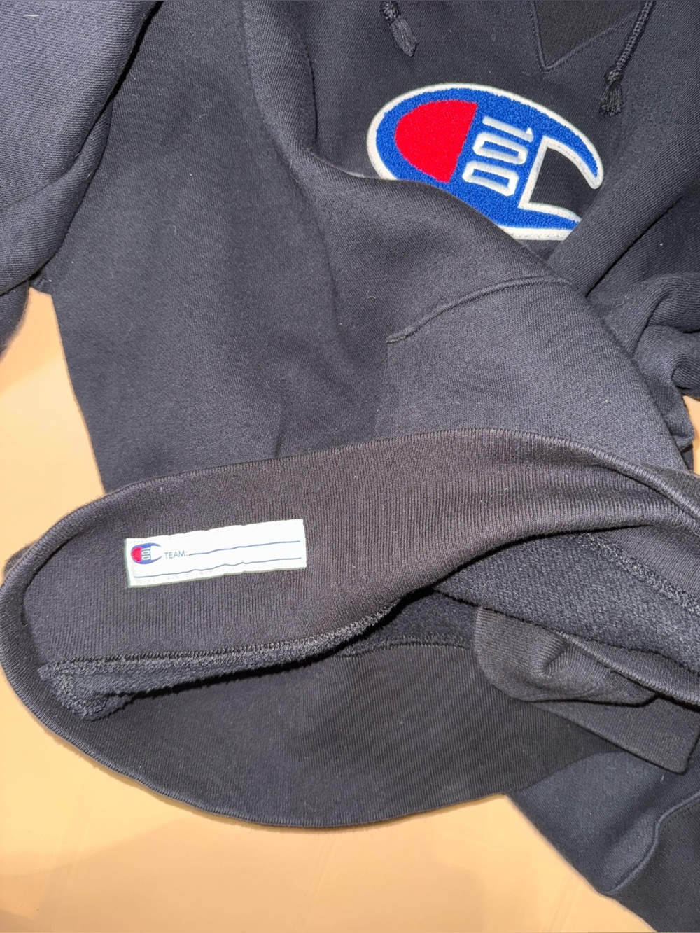 Champion Hoodie Men’s 2XL Black Big Logo Pullover Sweatshirt - Picture 4 of 6